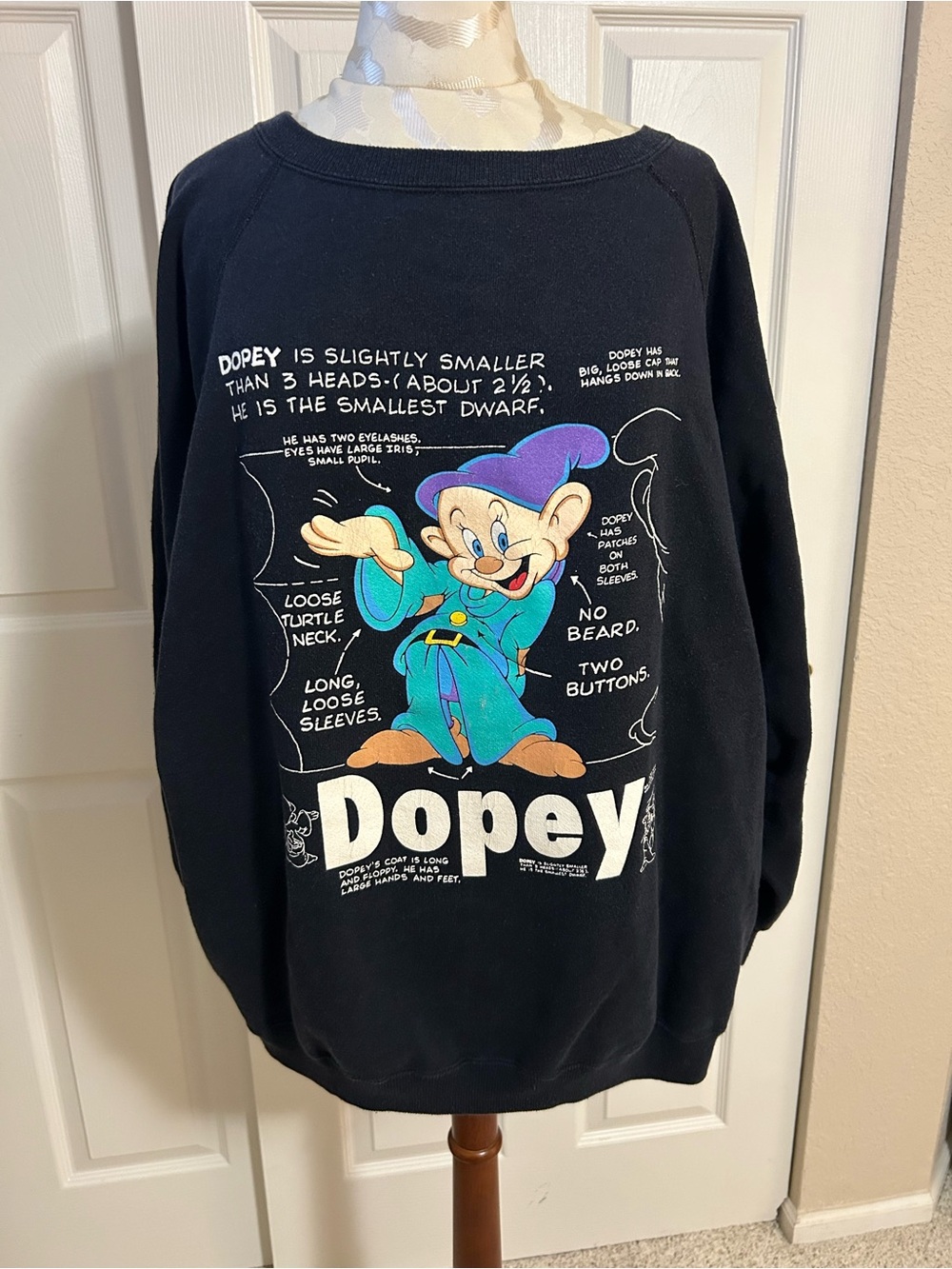 Rare Vintage 90s Unisex Disney Dopey- Animators Notes Crewneck Sweatshirt Black